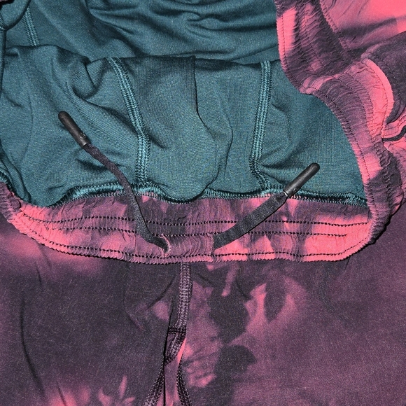 Red and Black Patterned Shorts - Picture 6 of 7